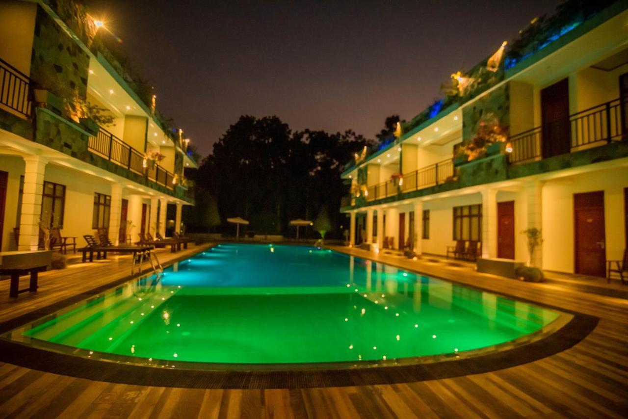 Royal Reach Udawalawe Hotel Exterior photo