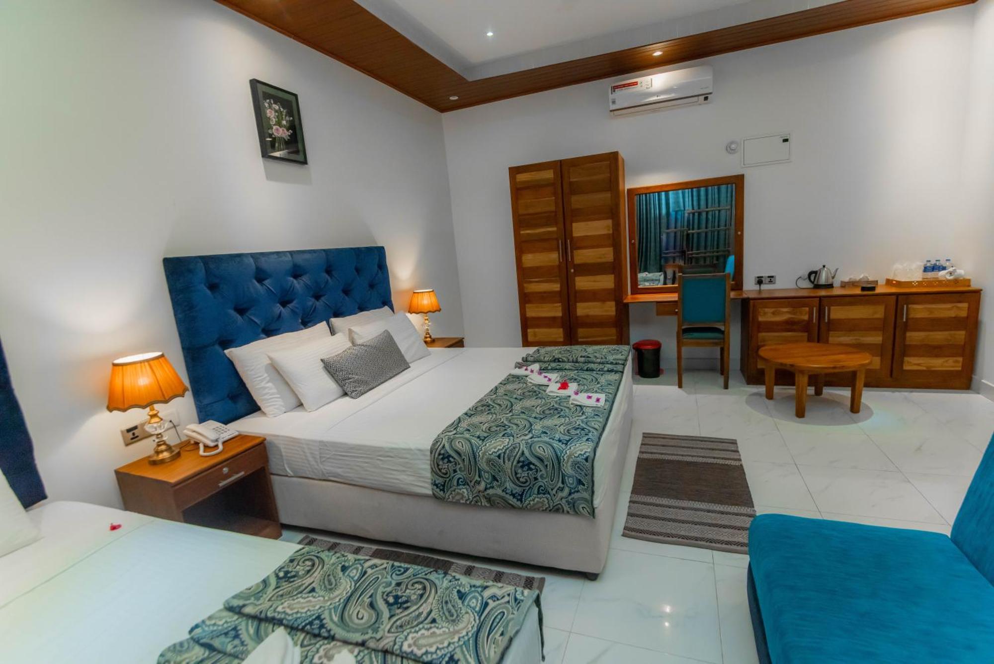 Royal Reach Udawalawe Hotel Room photo